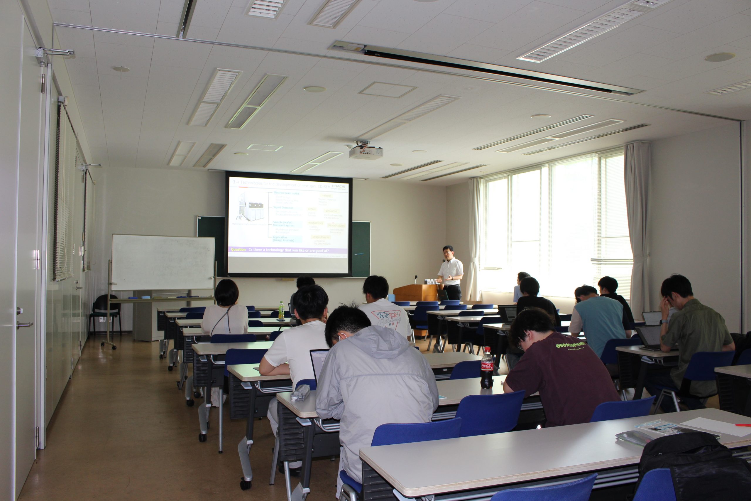 Featured image for “Scanning Electron Microscopy（走査電子顕微鏡） 特別講義”